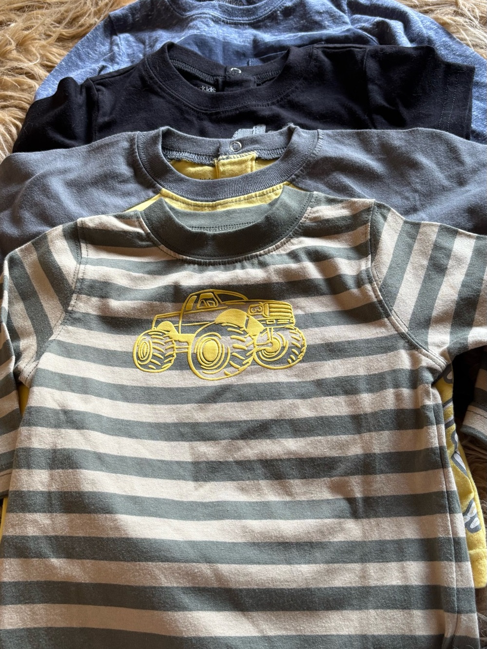 Baby Boys 4pcs Okie Dokie Tee Shirts Size 1) 18M 3) 12M 4PC New